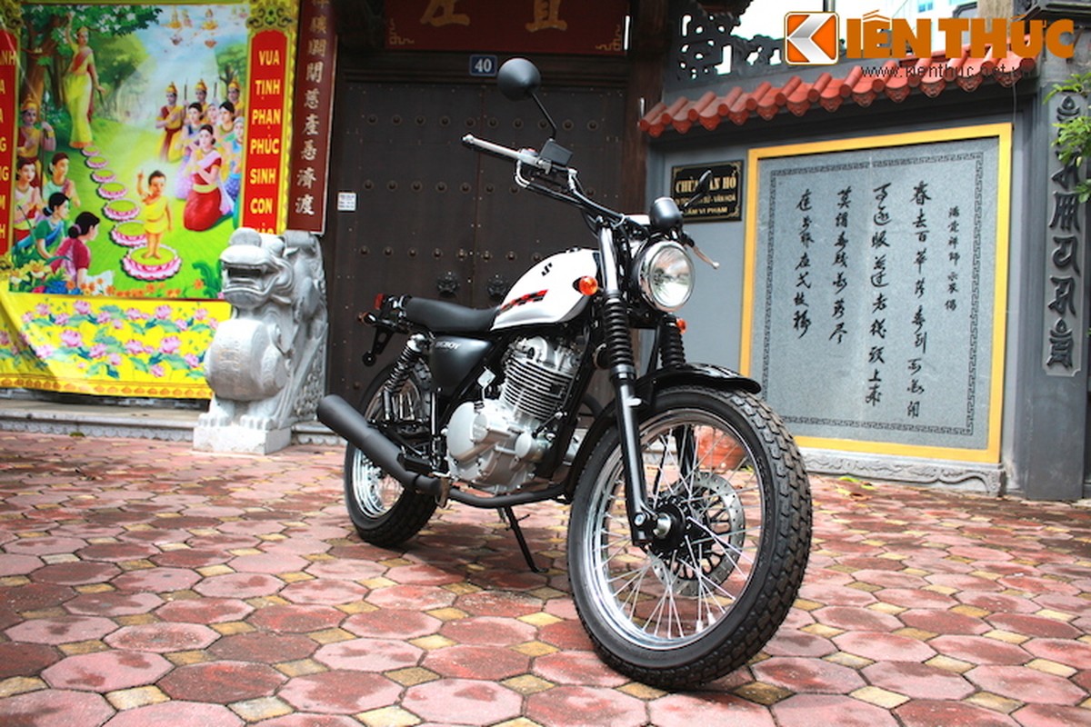 “Be bu” Suzuki Big Boy 2015 bat ngo xuat hien tai Ha Noi